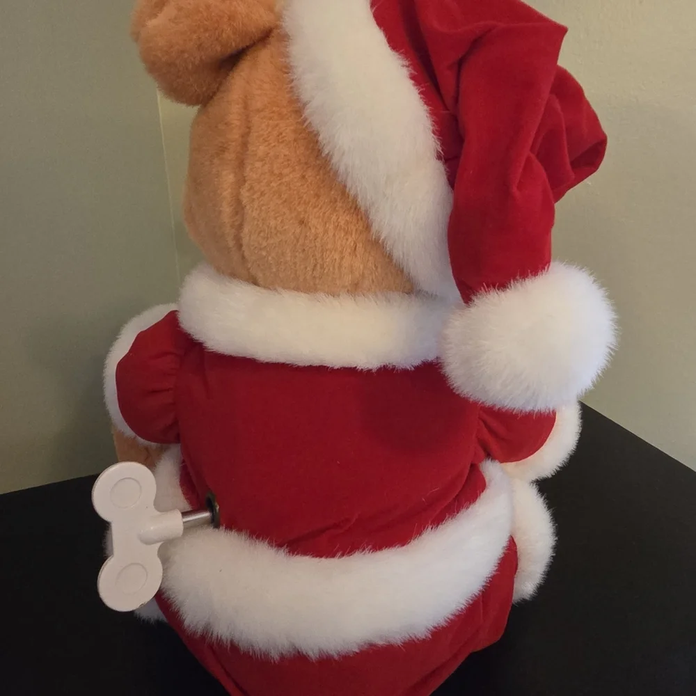 Disney Winnie The Pooh Musical Plush Bear Santa Hat Wish You A Merry Christmas